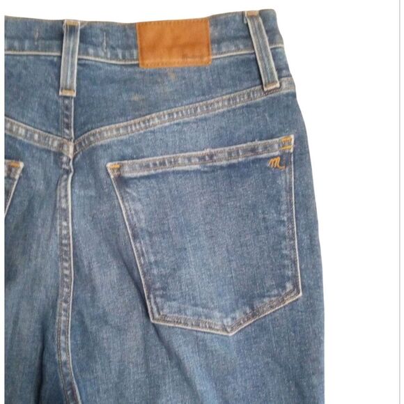 Madewell The Mom Jean In Medium Ellwyn Wash Zip Fly Size 28 - Picture 7 of 11